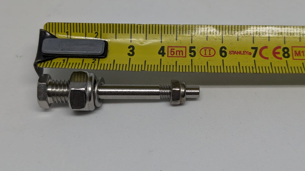 1x Pilot rc wheel axle 30cc 5x52mm